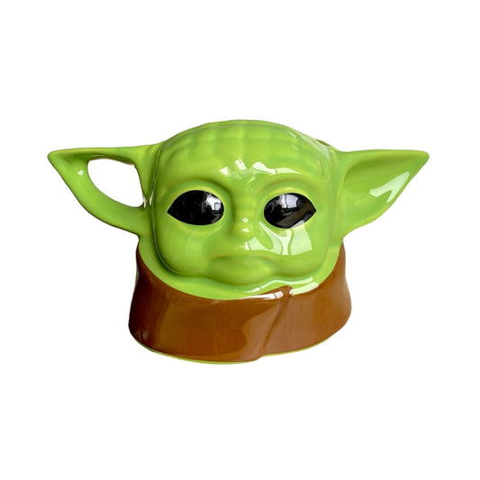 taza de cerámica verde y marrón en forma del personaje baby yoda de  star wars